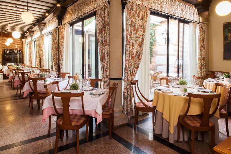 Hostal Miguel De Cervantes image