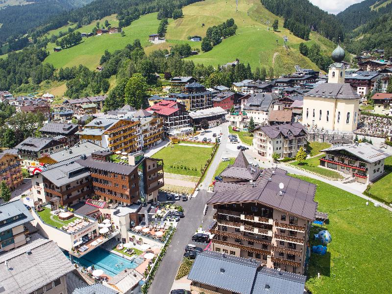 Alpinresort ValSaa - Adults Only image