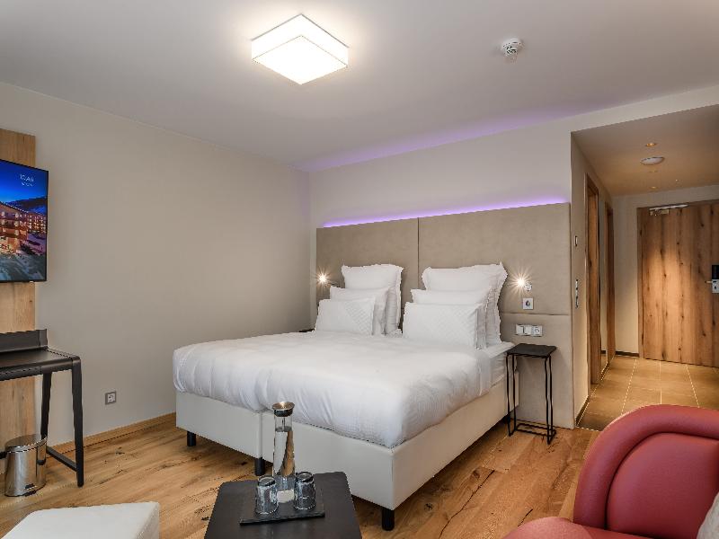 Alpinresort ValSaa - Adults Only image