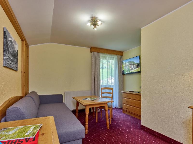 Erhart Hotel image