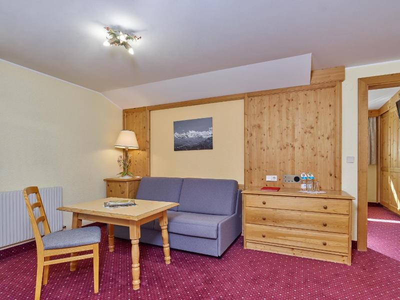 Erhart Hotel image