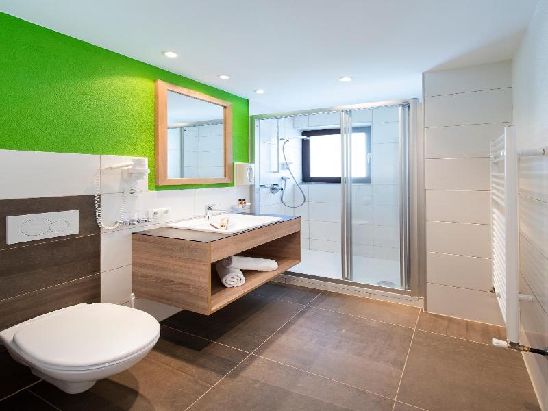 Erhart Hotel image