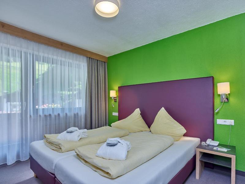 Erhart Hotel image