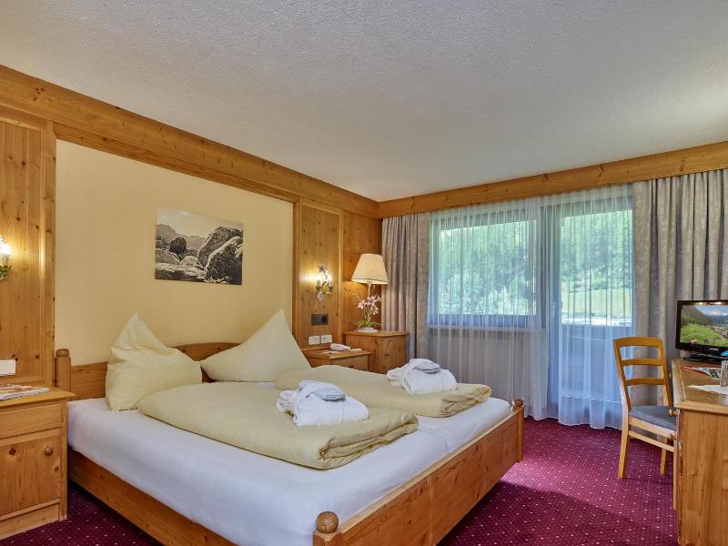 Erhart Hotel image