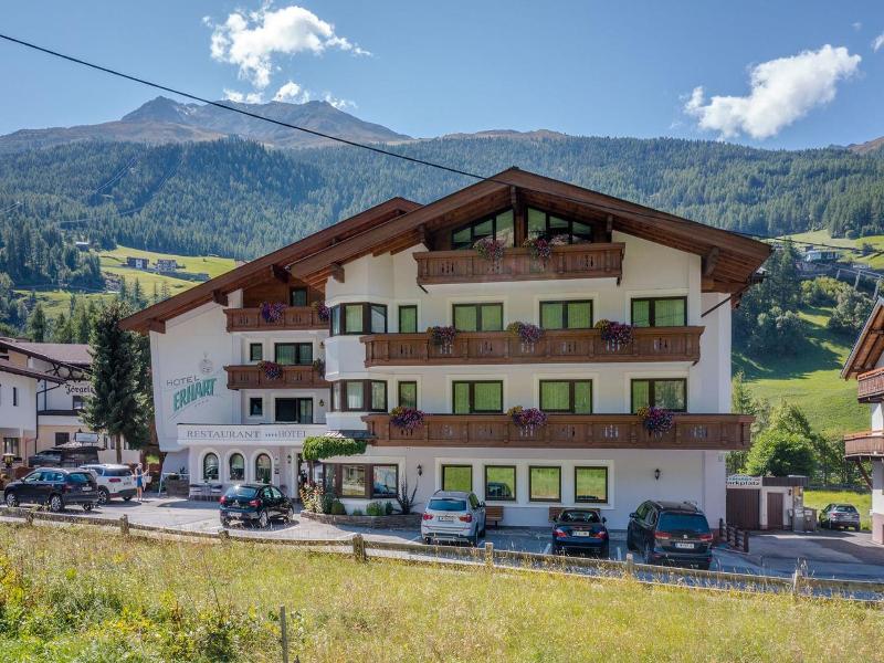 Erhart Hotel image