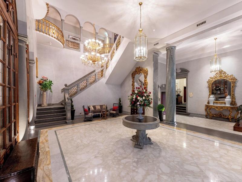 St Regis Florence image