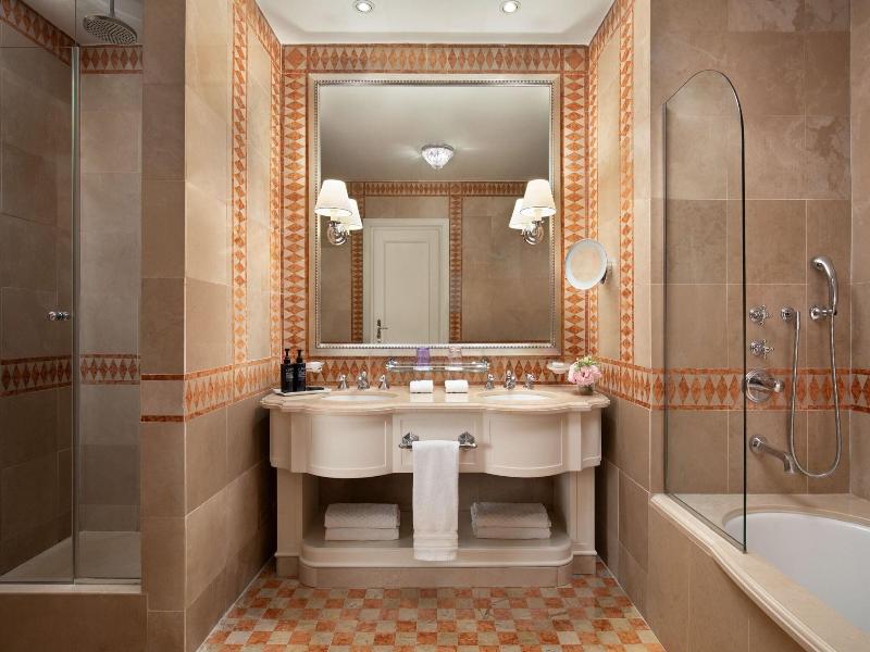 St Regis Florence image