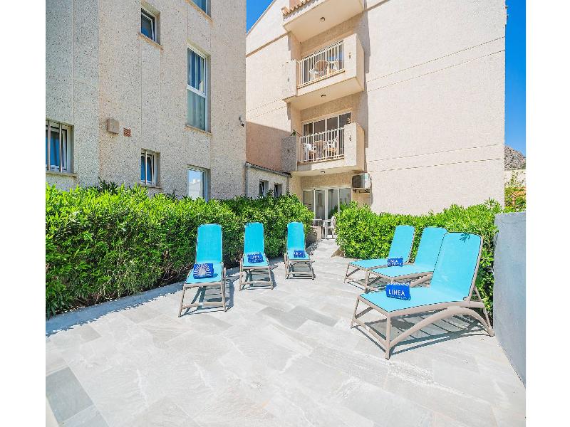 Apartamentos Massol image