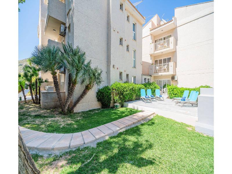 Apartamentos Massol image