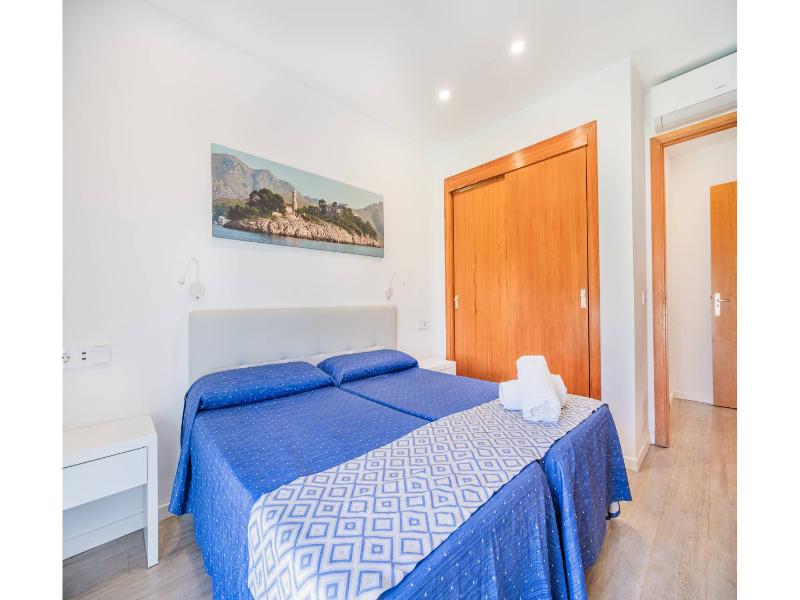 Apartamentos Massol image