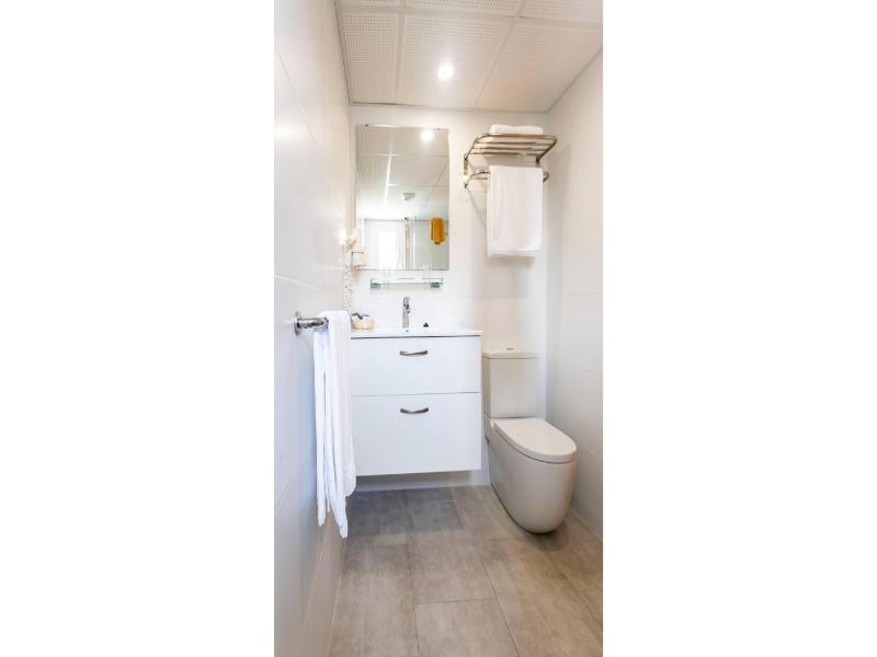 Apartamentos Massol image