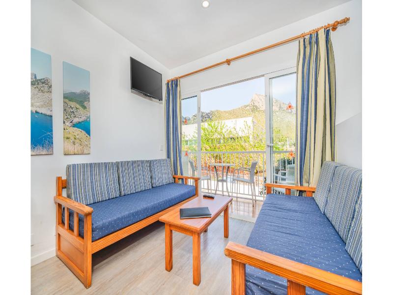 Apartamentos Massol image