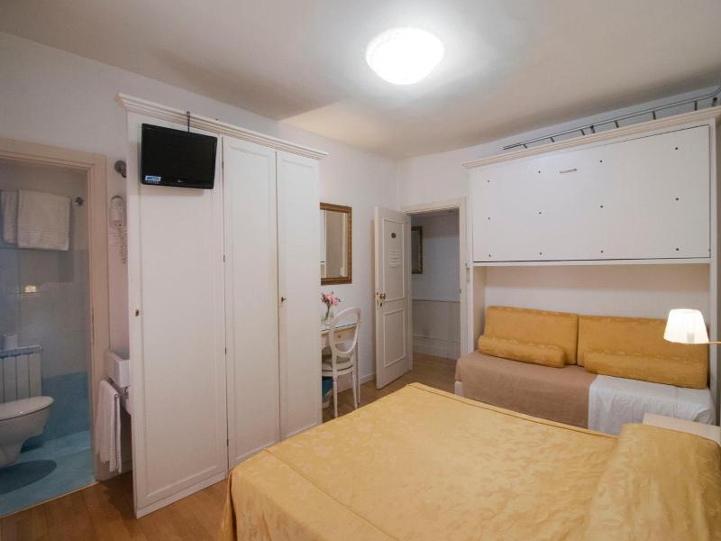 Ai Tolentini image