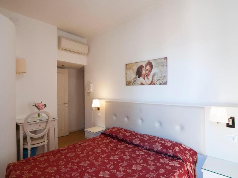 Ai Tolentini image