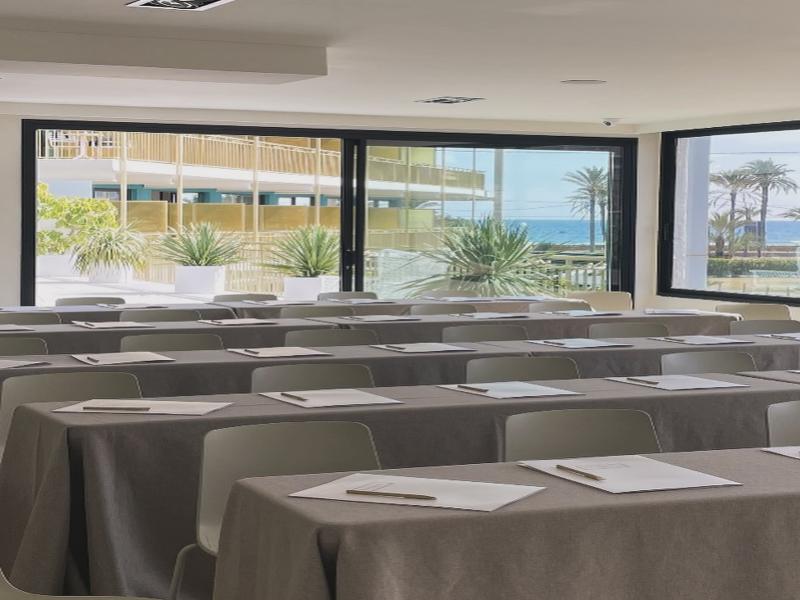 Almirante Hotel image