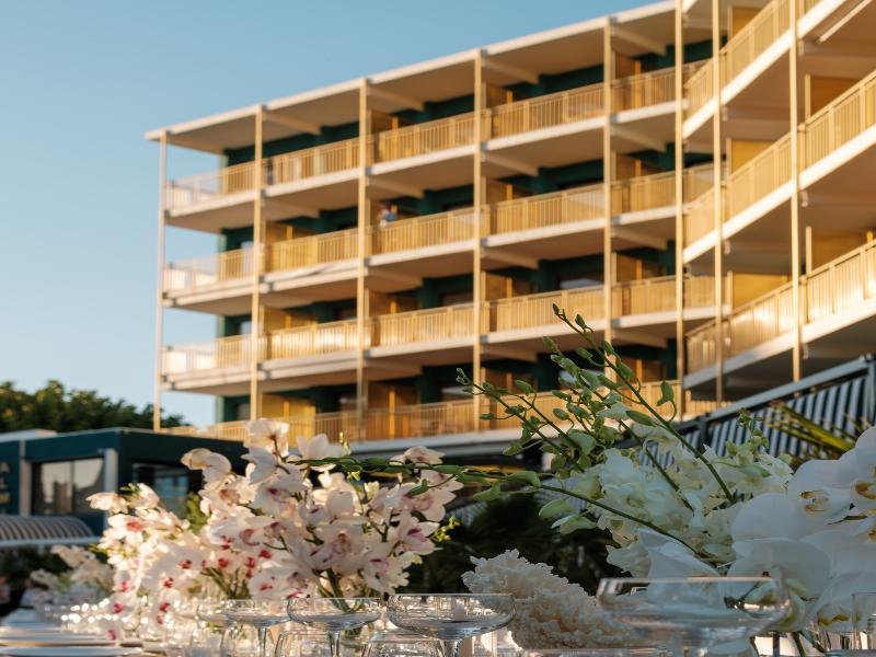 Almirante Hotel image