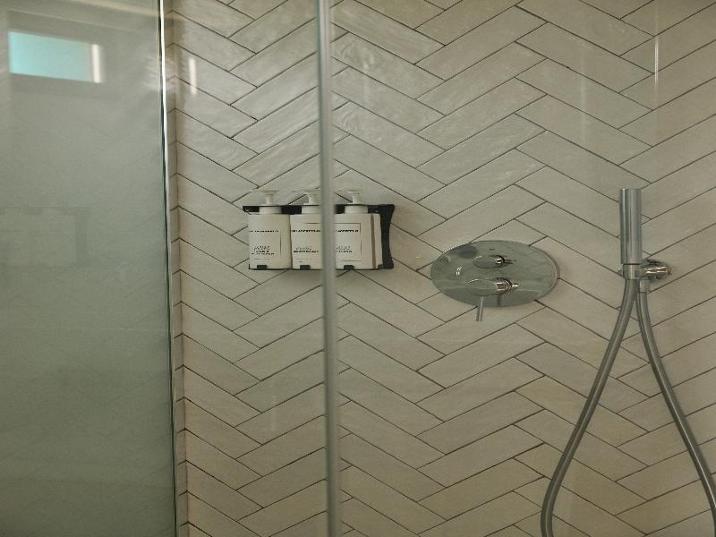 Almirante Hotel image