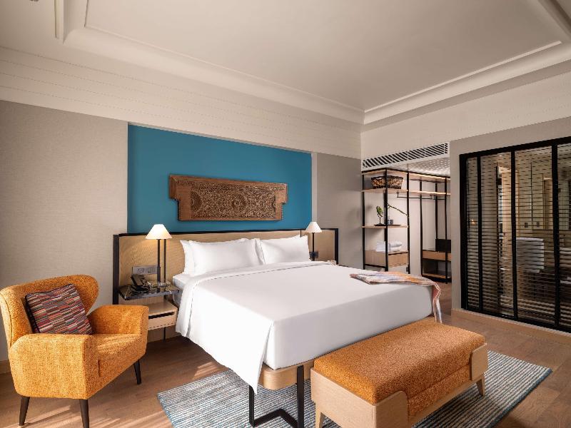 Pullman Chennai Anna Salai image