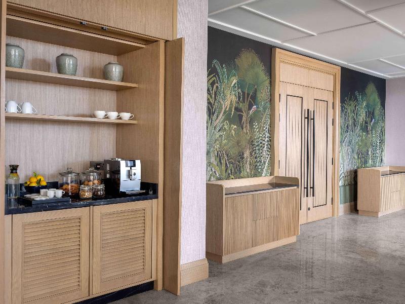 Pullman Chennai Anna Salai image
