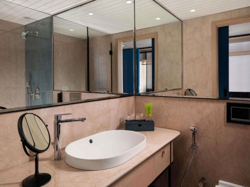 Pullman Chennai Anna Salai image