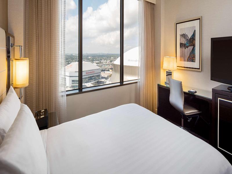 Stay in style at Hyatt Regency New Orleans
