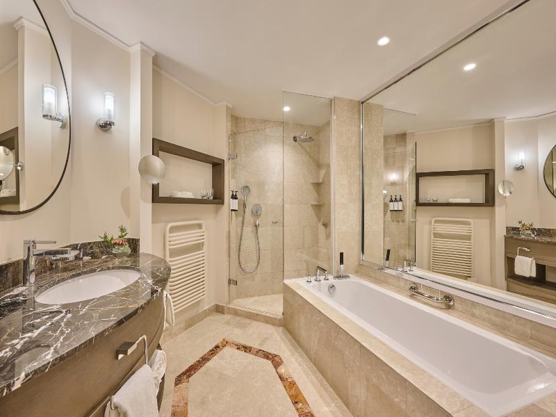 Hyatt Regency Belgrade image