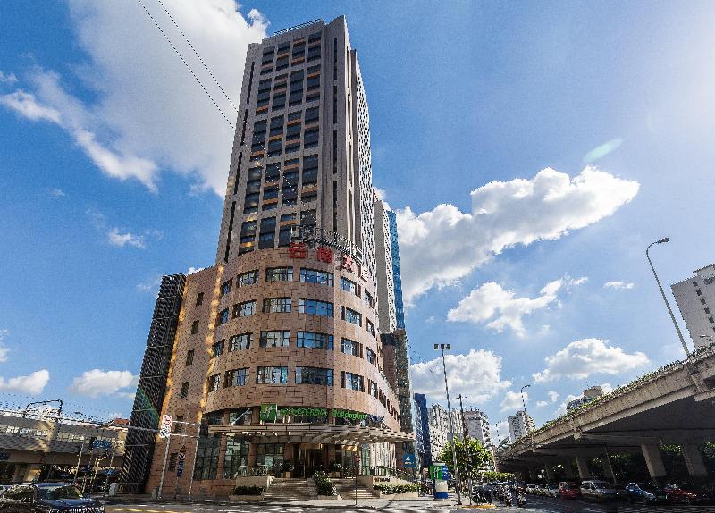 Holiday Inn Express Shanghai Zhenping