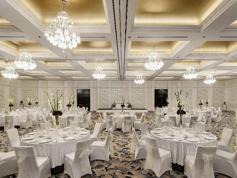 Savill Court image