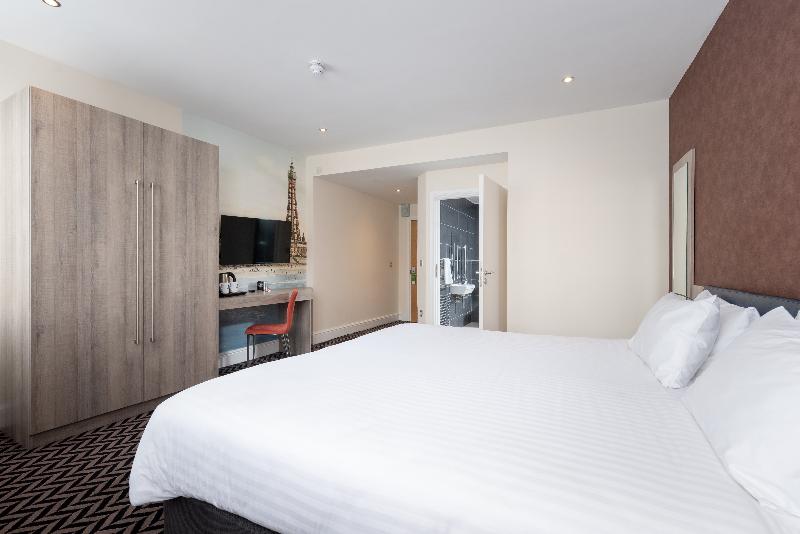 Best Western Carlton Hotel image