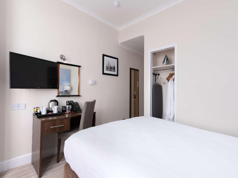 Best Western Carlton Hotel image
