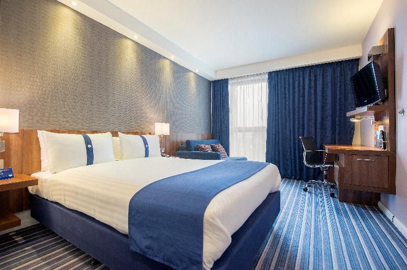Holiday Inn Express Sheffield Centre photo 24