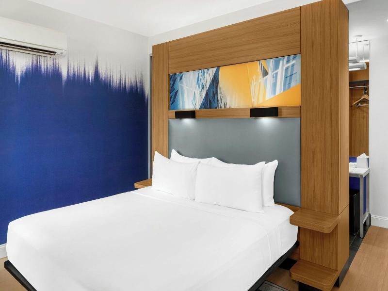 Aloft New York Brooklyn image