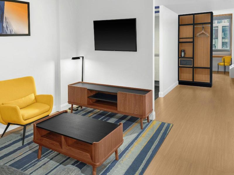 Aloft New York Brooklyn image