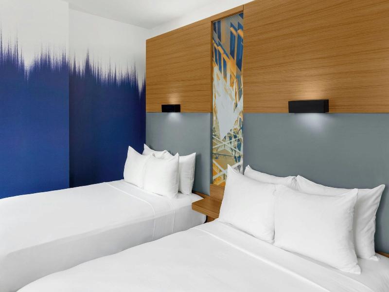 Aloft New York Brooklyn image