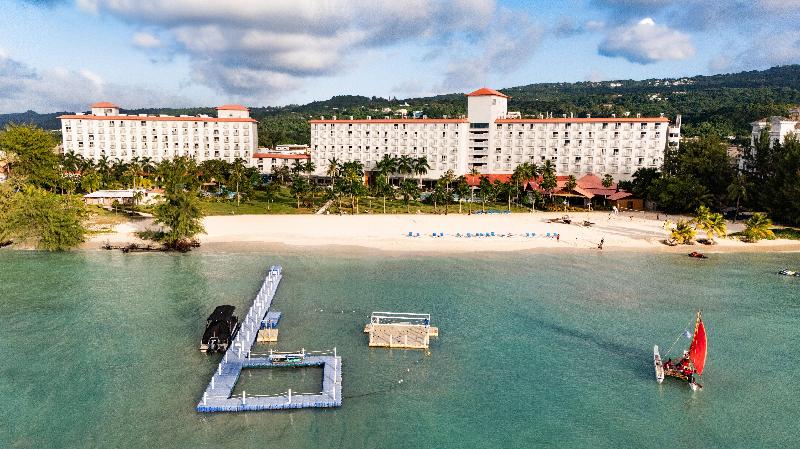 Crowne Plaza Saipan image