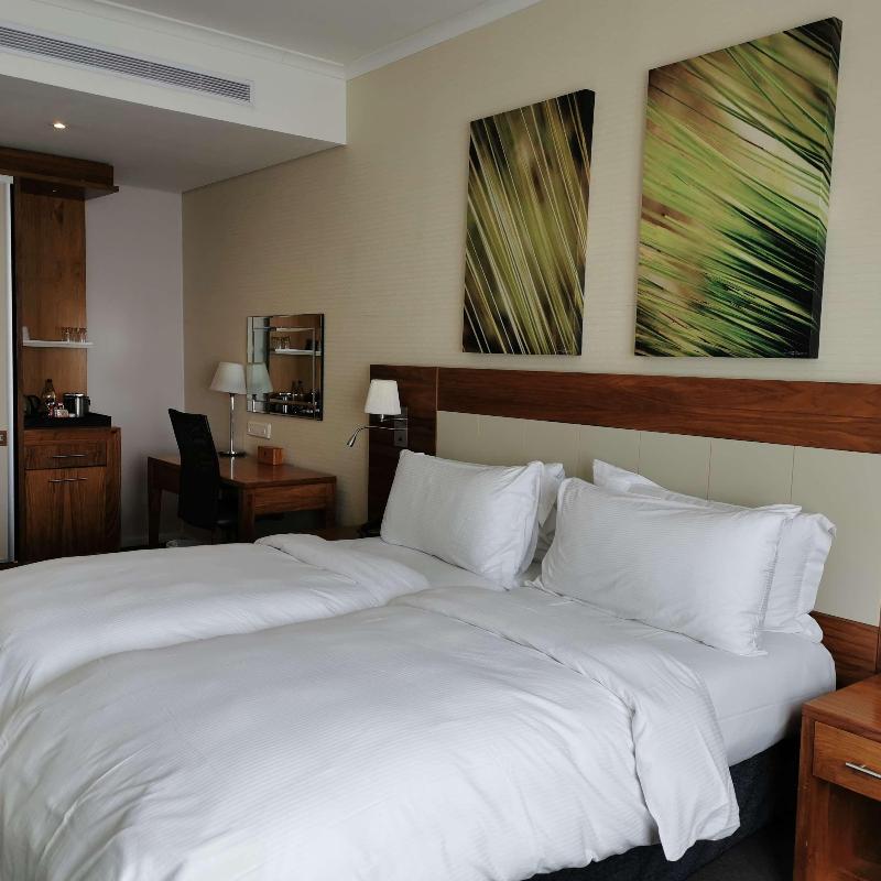 DoubleTree by Hilton Cape Town - Upper Eastside image