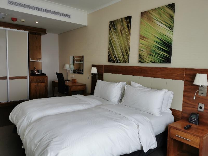 DoubleTree by Hilton Cape Town - Upper Eastside image