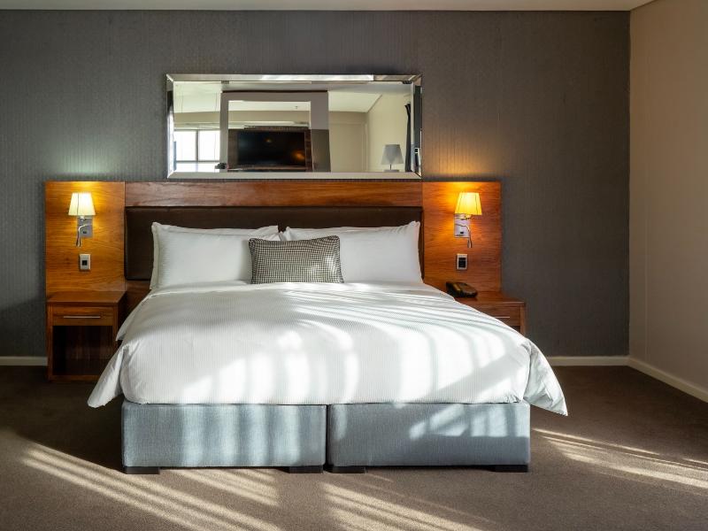 DoubleTree by Hilton Cape Town - Upper Eastside image