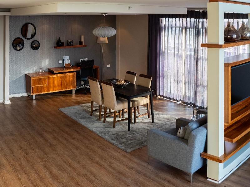 DoubleTree by Hilton Cape Town - Upper Eastside image