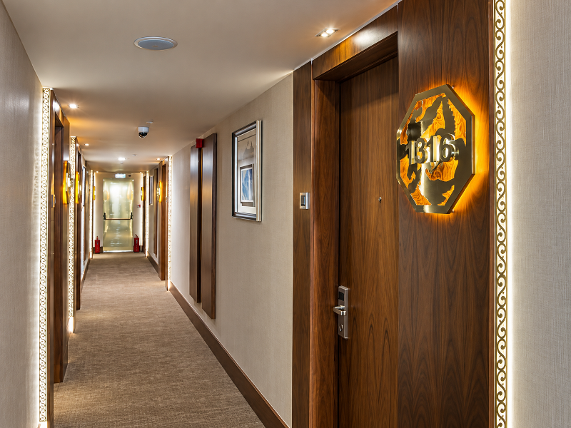 Sura Luxury Milion and Spa image