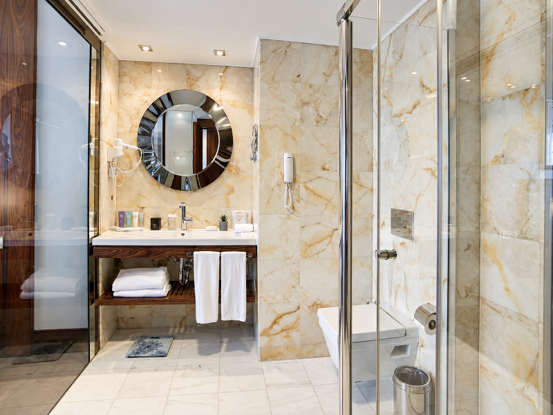 Sura Luxury Milion and Spa image