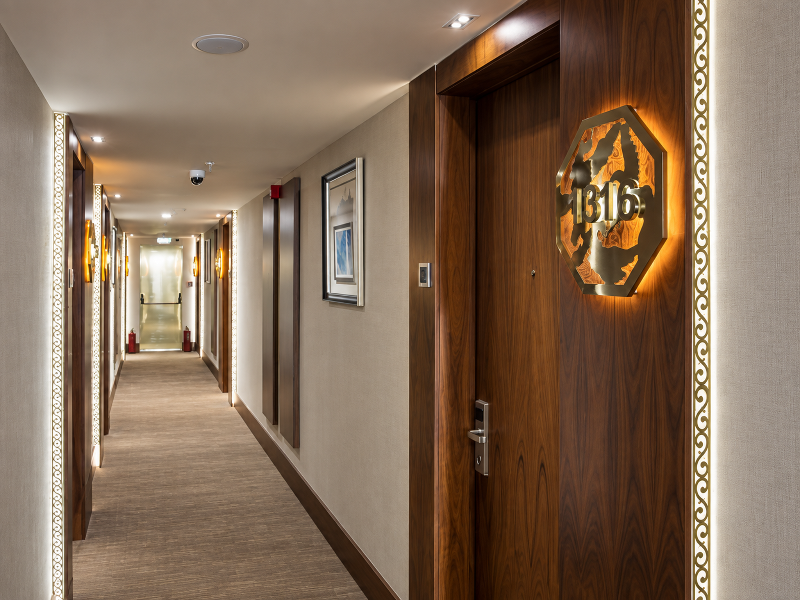 Sura Luxury Milion and Spa image