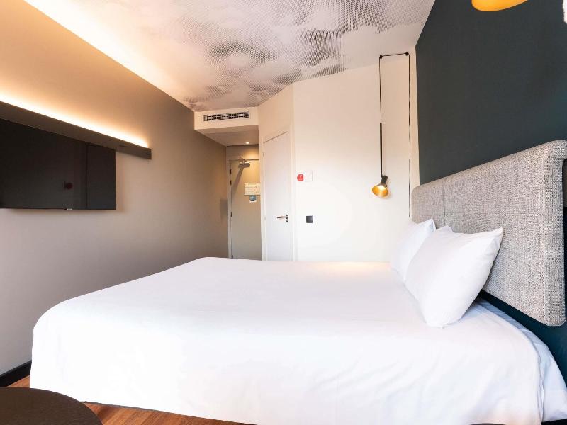 Ibis Malaga Centro Ciudad image