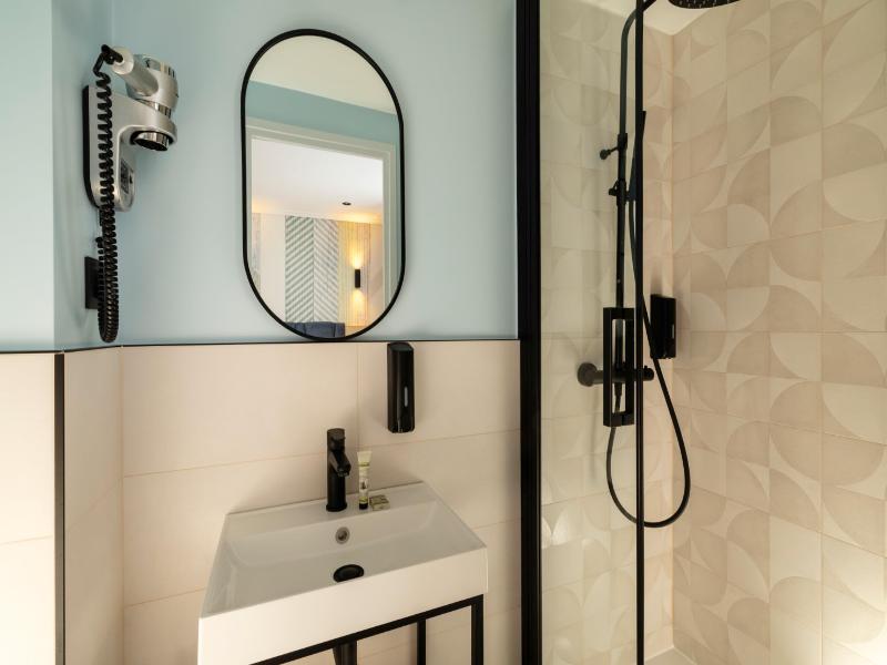 Hotel Espace Champerret image