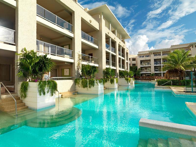 Paradisus Playa del Carmen-Riviera Maya-AI image