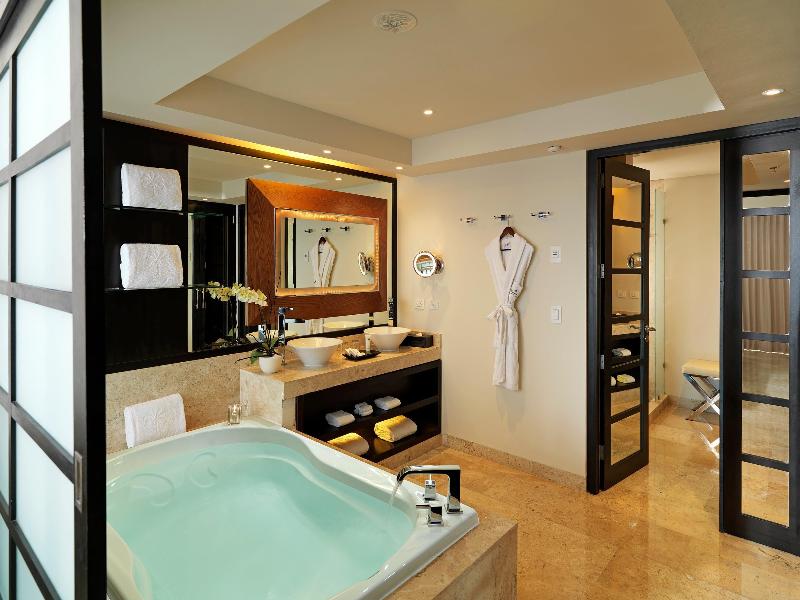 Paradisus Playa del Carmen-Riviera Maya-AI image