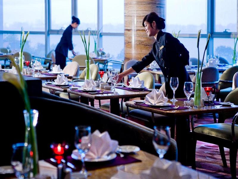 Fuyang International Trade Centre Hotel image