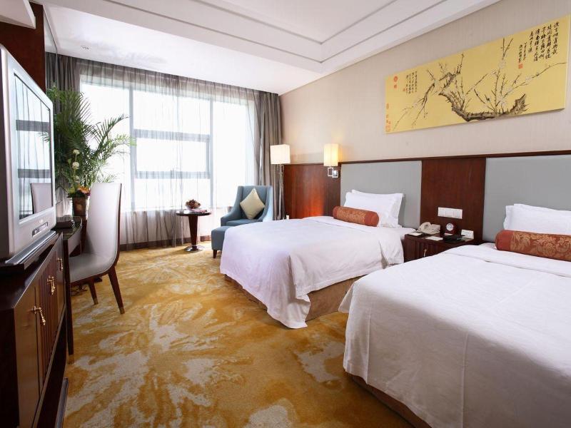 Fuyang International Trade Centre Hotel image