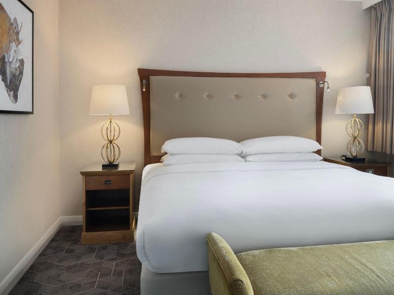 Delta Hotels by Marriott Swindon image