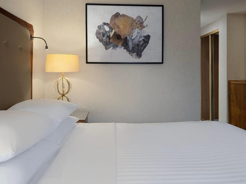 Delta Hotels by Marriott Swindon image